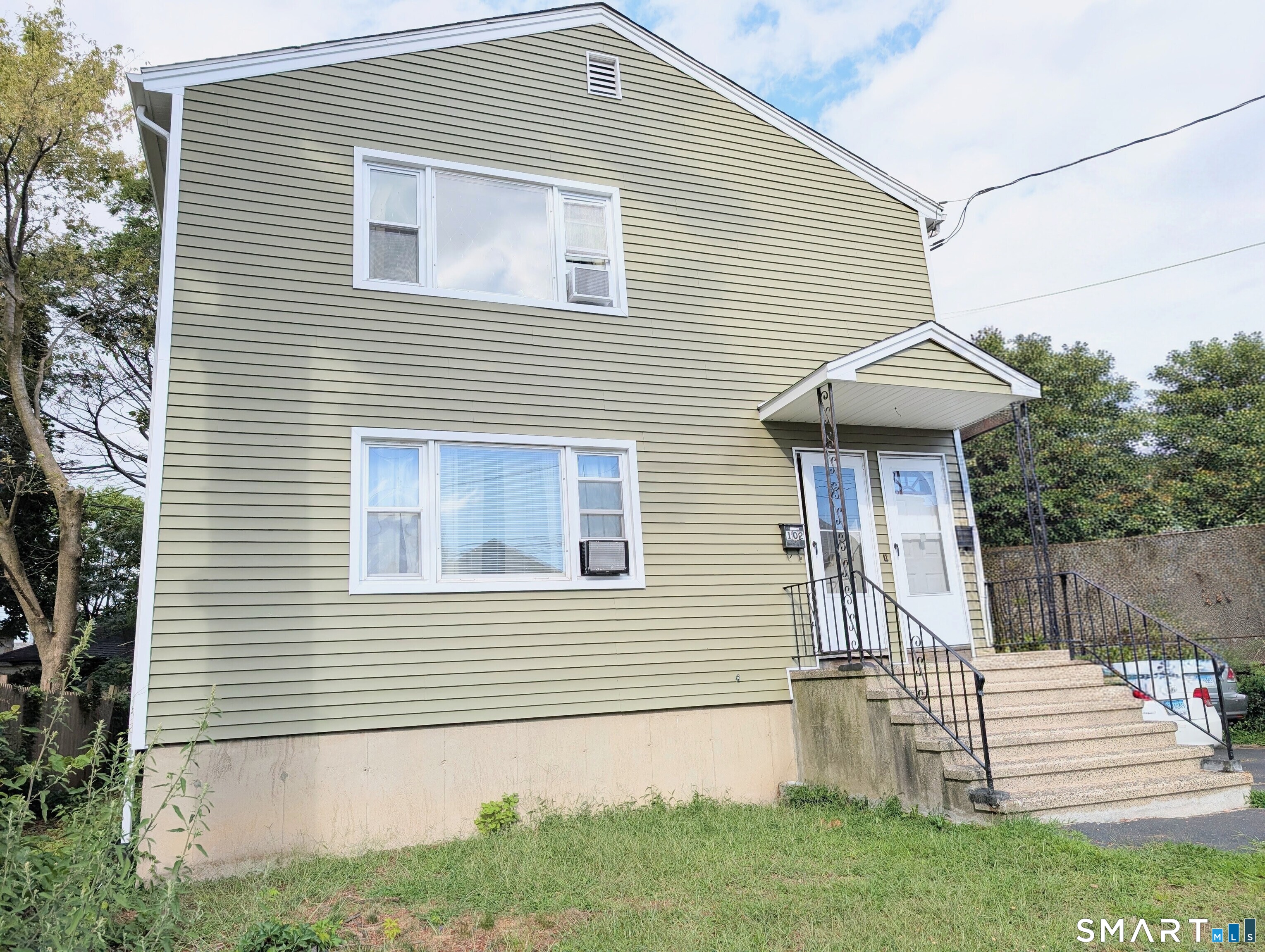 102 Lenox Avenue Bridgeport CT 06605