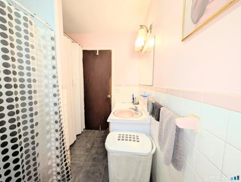 102 Lenox Avenue Bridgeport CT 06605