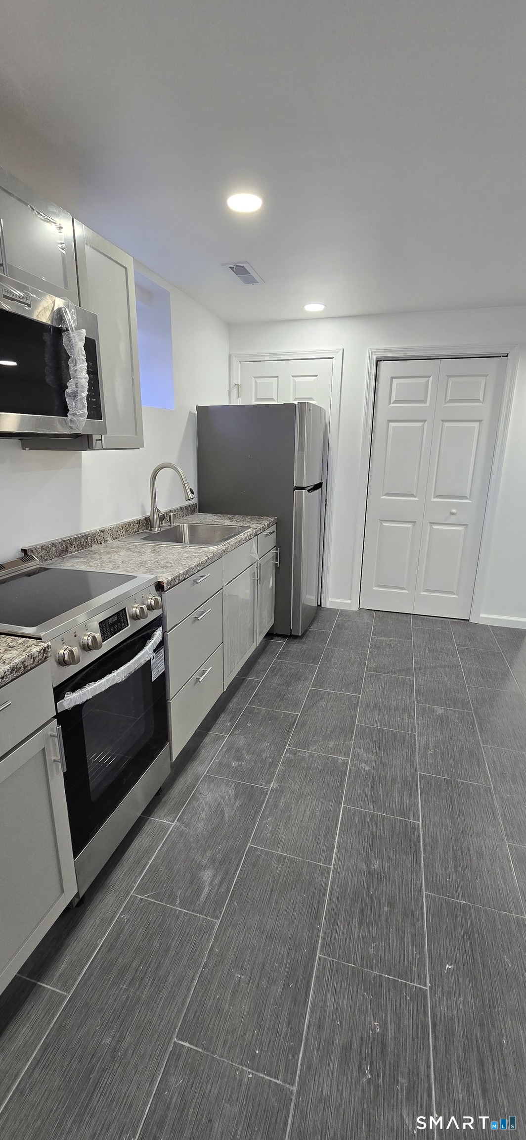 99-101 Johnson Street Bridgeport CT 06604