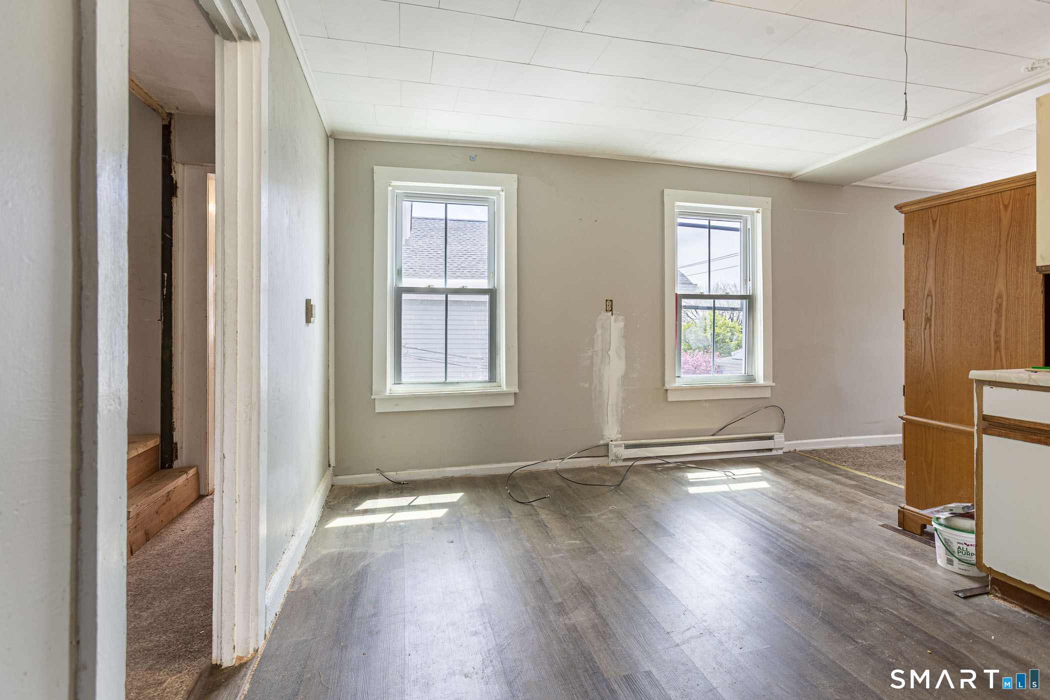 71 Blackhall Street New London CT 06320