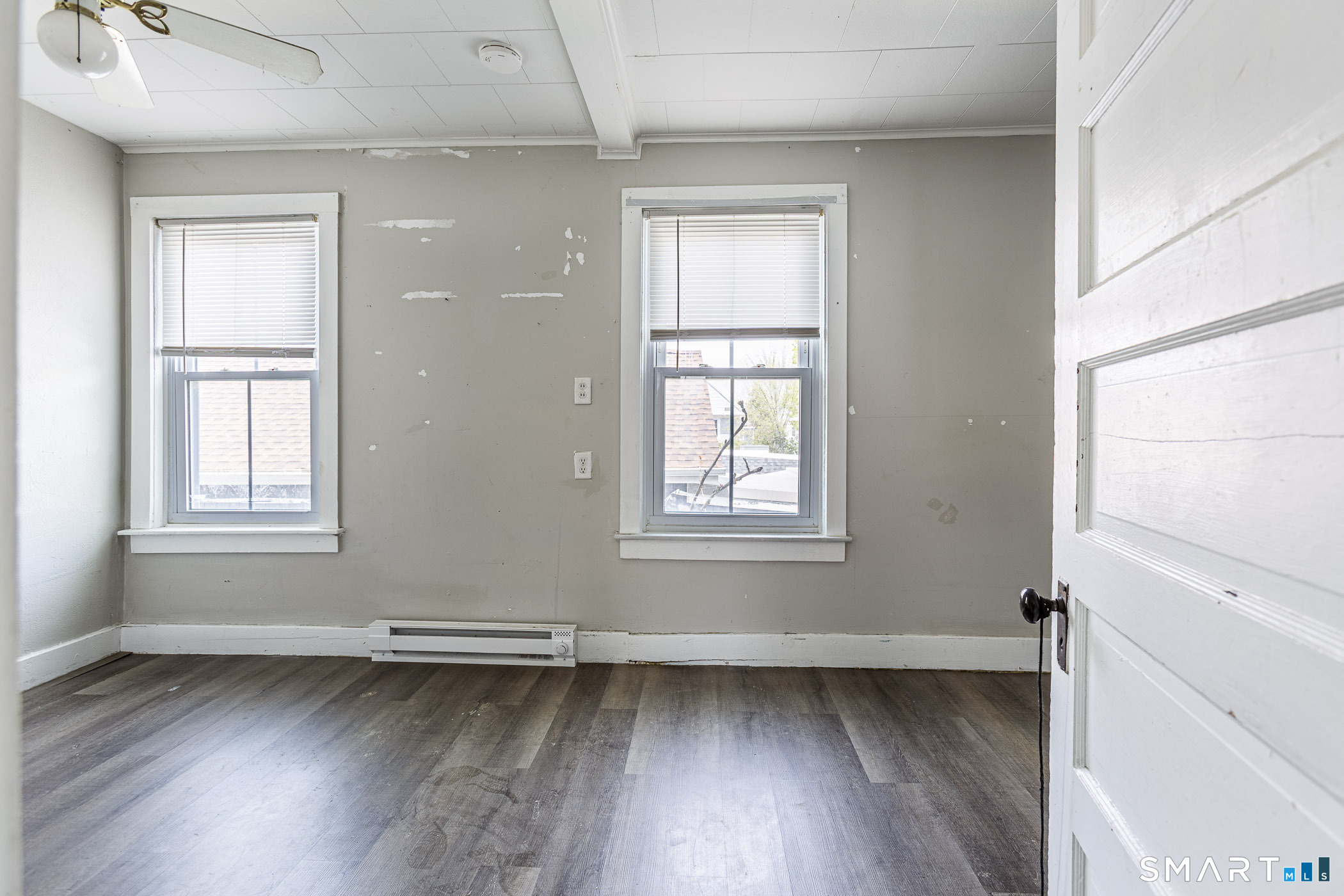 71 Blackhall Street New London CT 06320