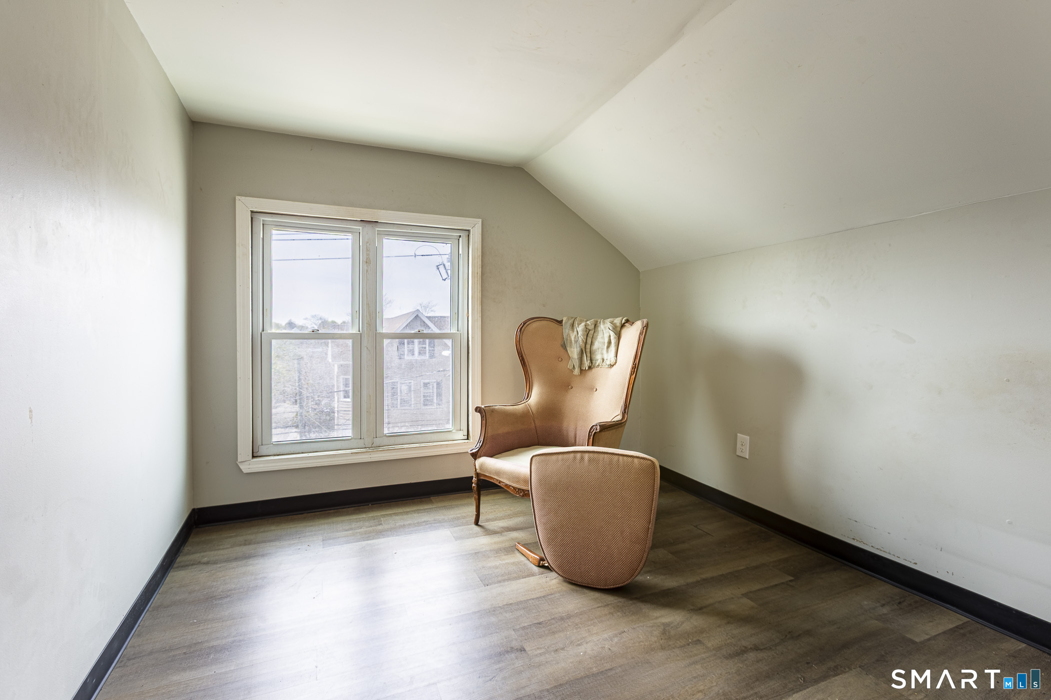 71 Blackhall Street New London CT 06320