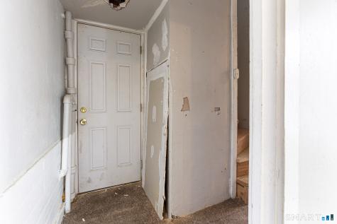 71 Blackhall Street New London CT 06320