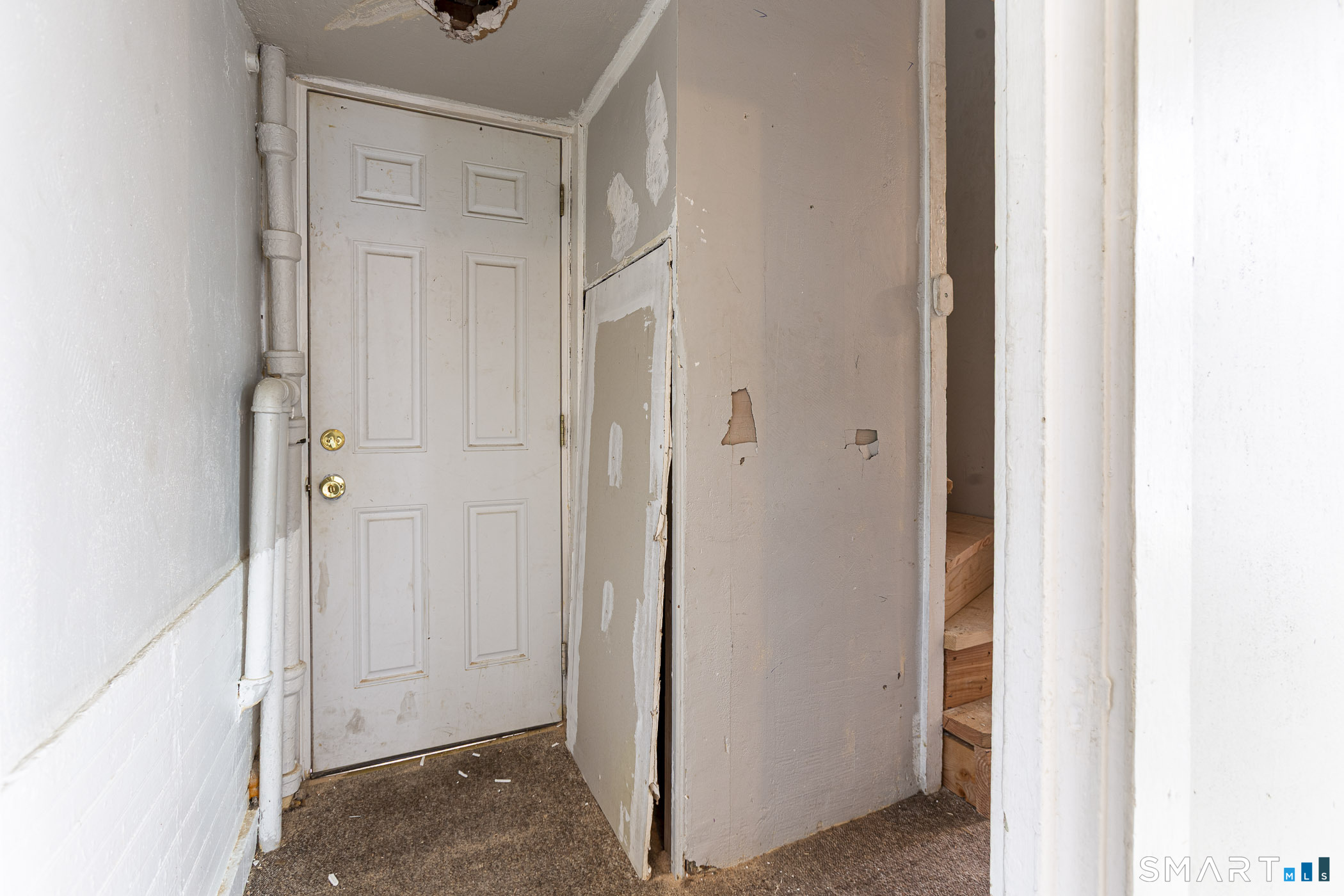 71 Blackhall Street New London CT 06320