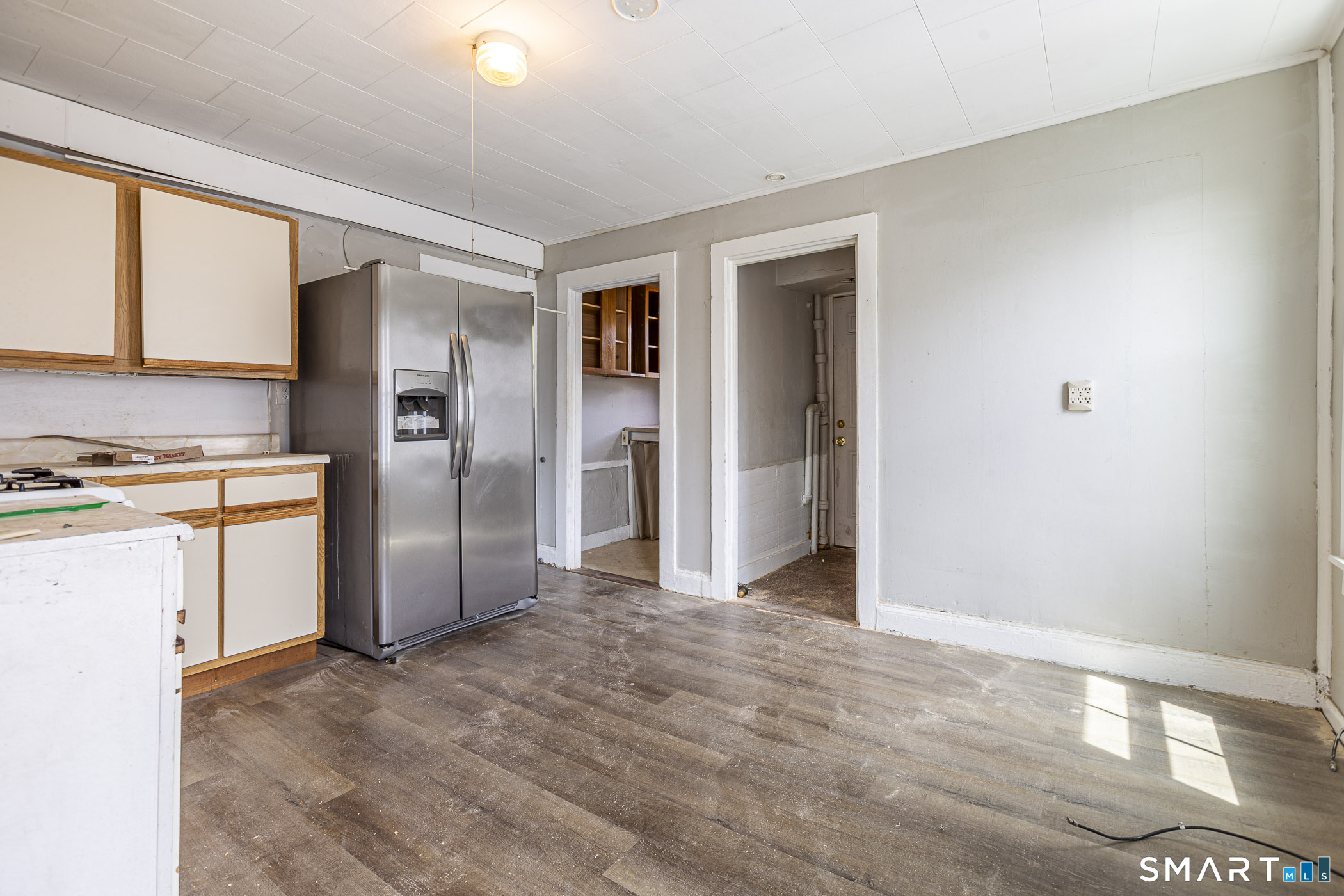 71 Blackhall Street New London CT 06320