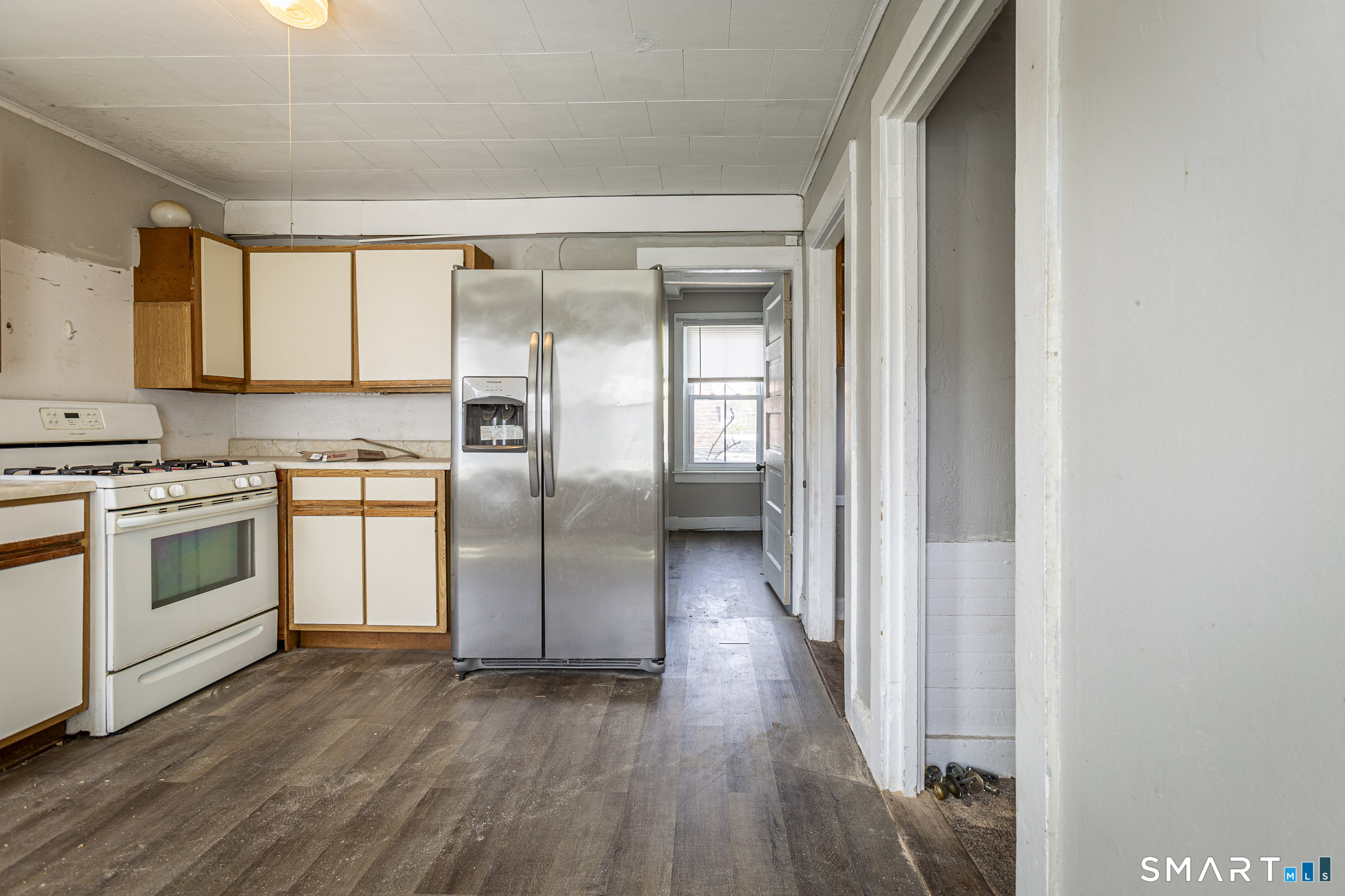 71 Blackhall Street New London CT 06320