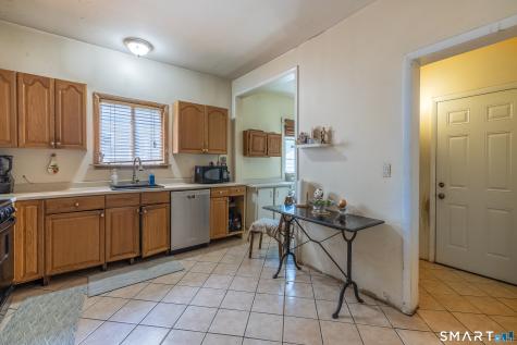 639 Laurel Avenue Bridgeport CT 06605