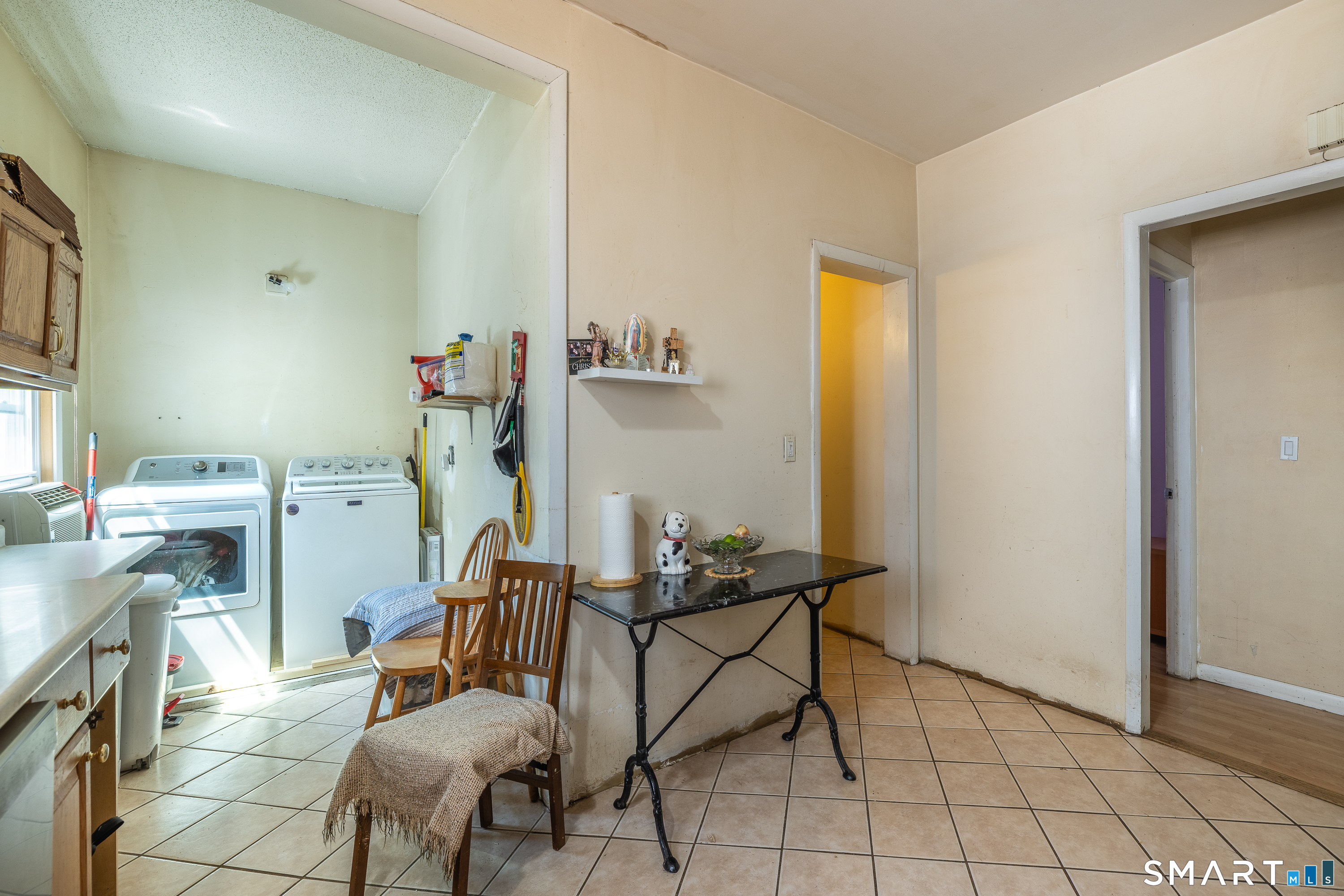 639 Laurel Avenue Bridgeport CT 06605