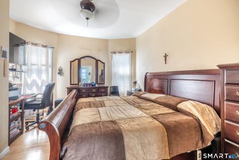 639 Laurel Avenue Bridgeport CT 06605