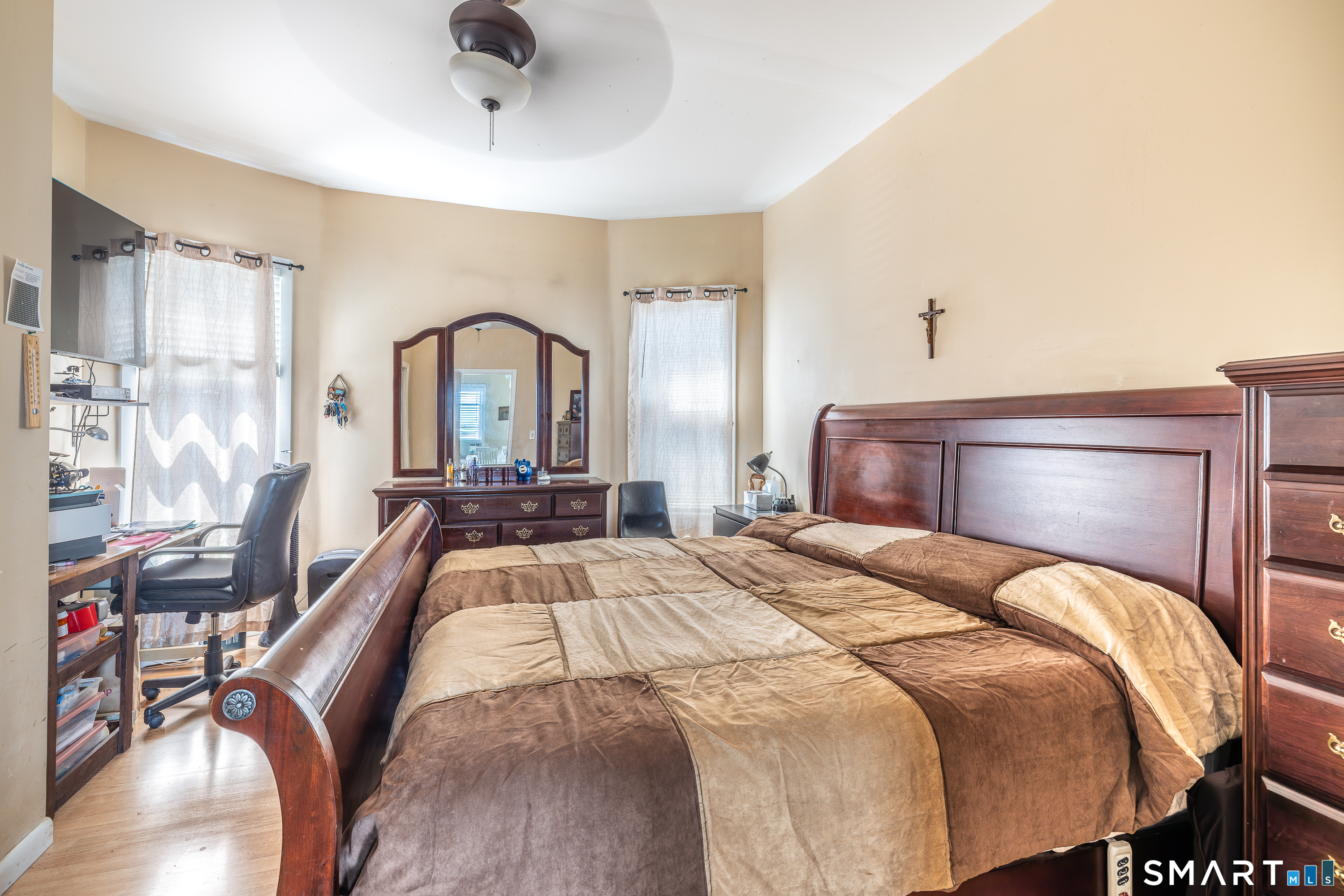 639 Laurel Avenue Bridgeport CT 06605
