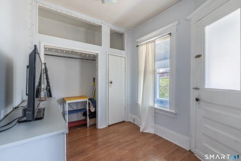 639 Laurel Avenue Bridgeport CT 06605