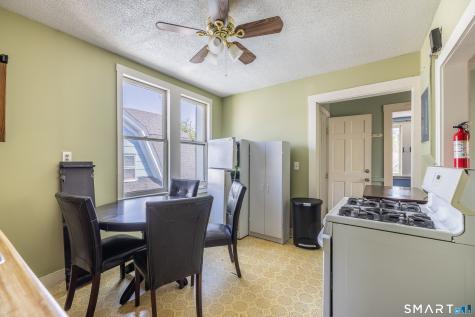 639 Laurel Avenue Bridgeport CT 06605