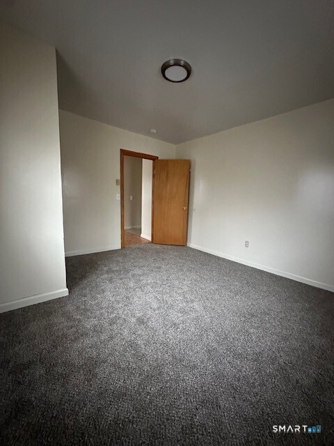 27 North Main Street Thomaston CT 06787