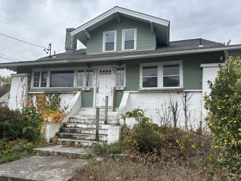 6 Perry Avenue Norwich CT 06360