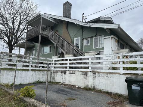 6 Perry Avenue Norwich CT 06360