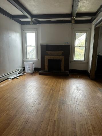 6 Perry Avenue Norwich CT 06360