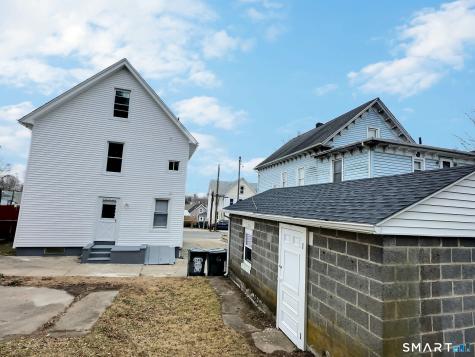 42 Spring Street New London CT 06320