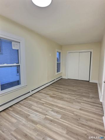 42 Spring Street New London CT 06320