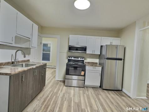 42 Spring Street New London CT 06320