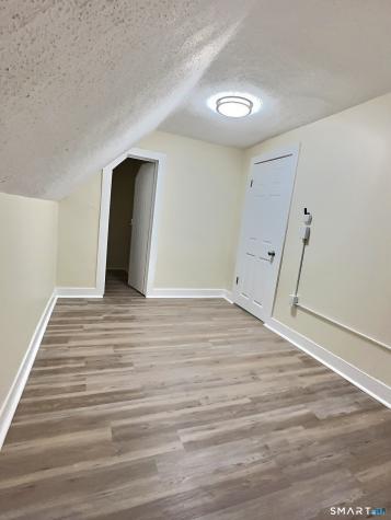 42 Spring Street New London CT 06320