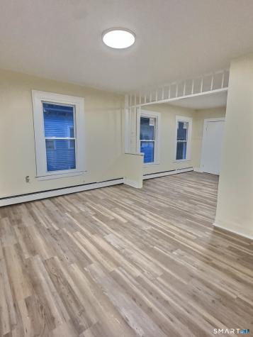 42 Spring Street New London CT 06320