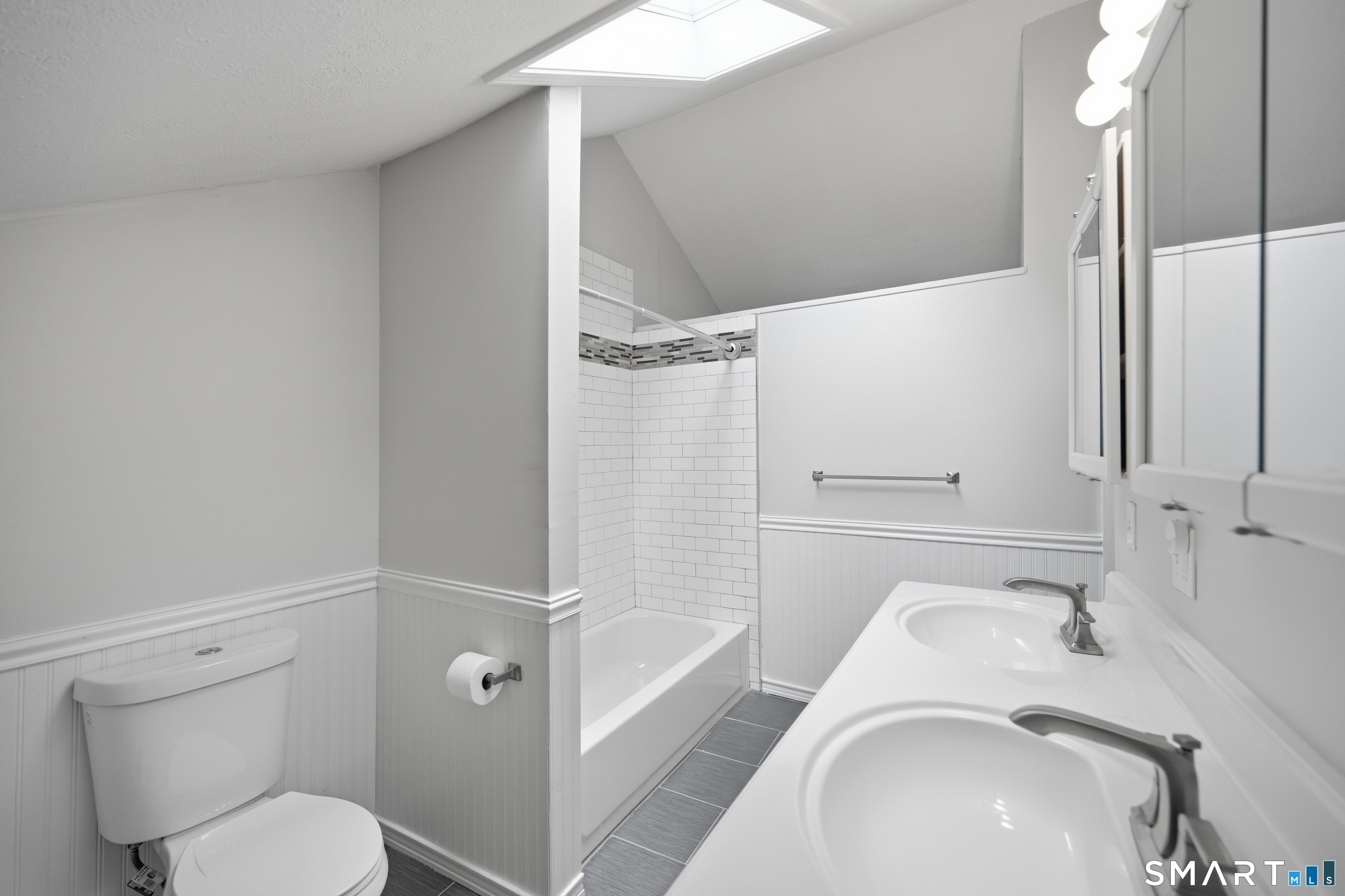 592 Pond Point Avenue Milford CT 06460