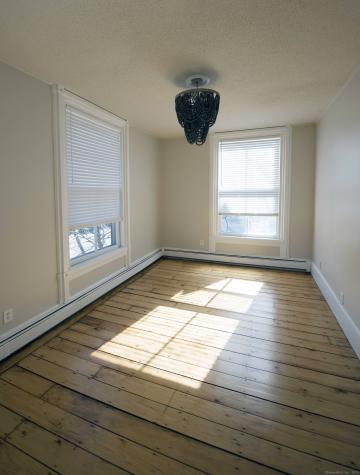 214 Broadway Norwich CT 06360