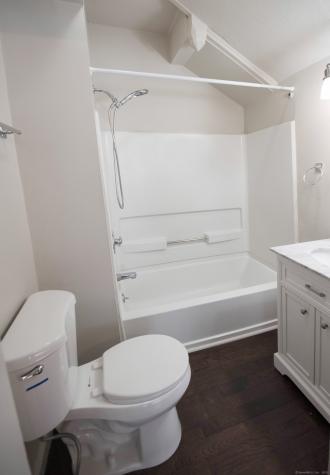 214 Broadway Norwich CT 06360