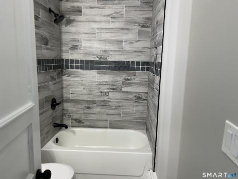 17 Lilac Street Manchester CT 06040