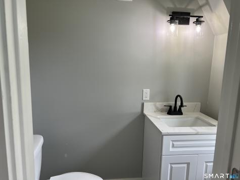 17 Lilac Street Manchester CT 06040