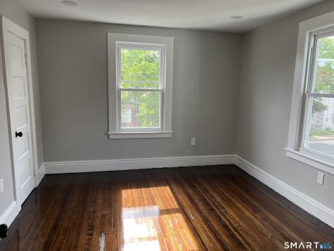 17 Lilac Street Manchester CT 06040