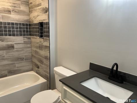 17 Lilac Street Manchester CT 06040