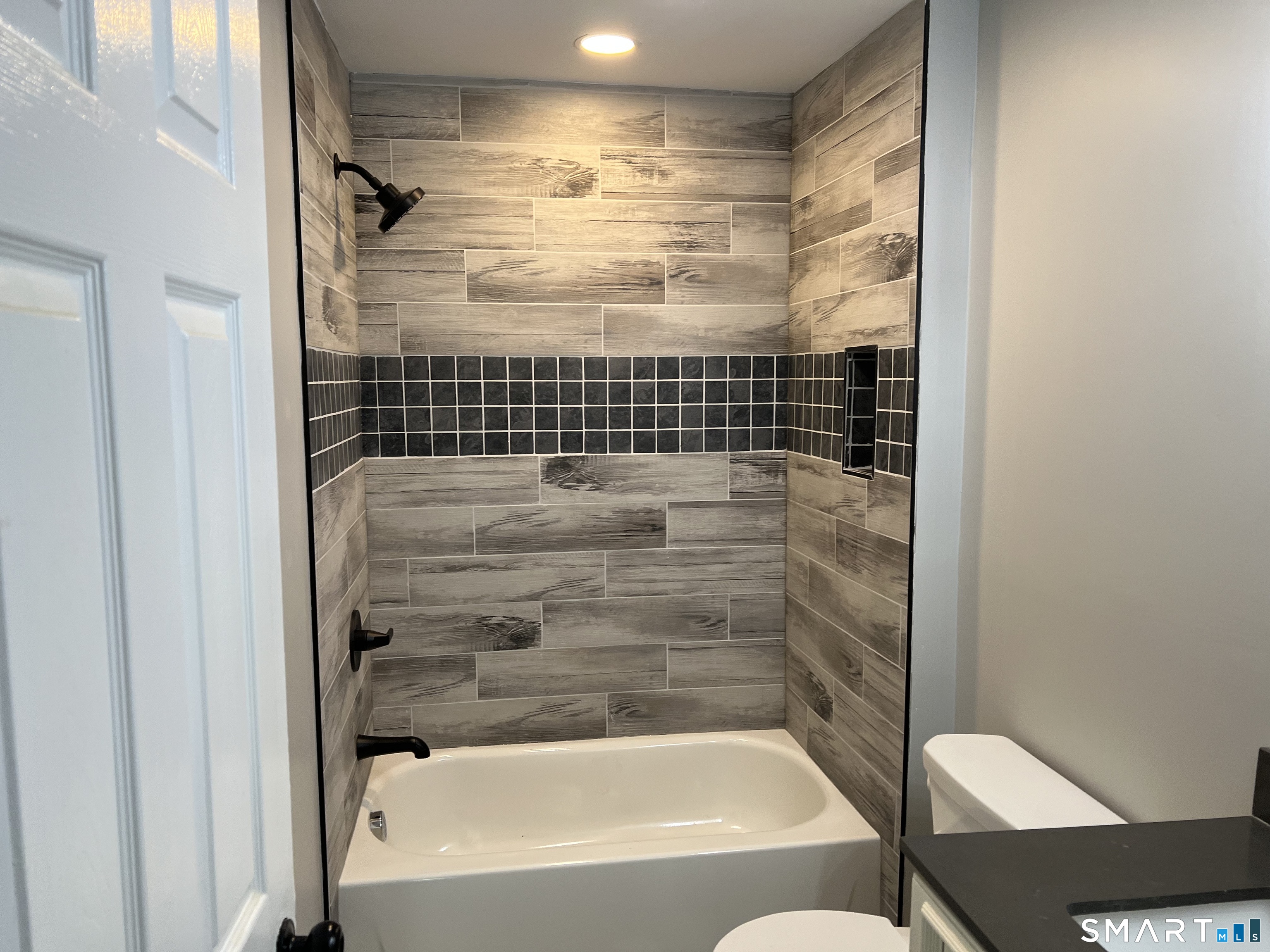 17 Lilac Street Manchester CT 06040
