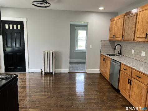 17 Lilac Street Manchester CT 06040