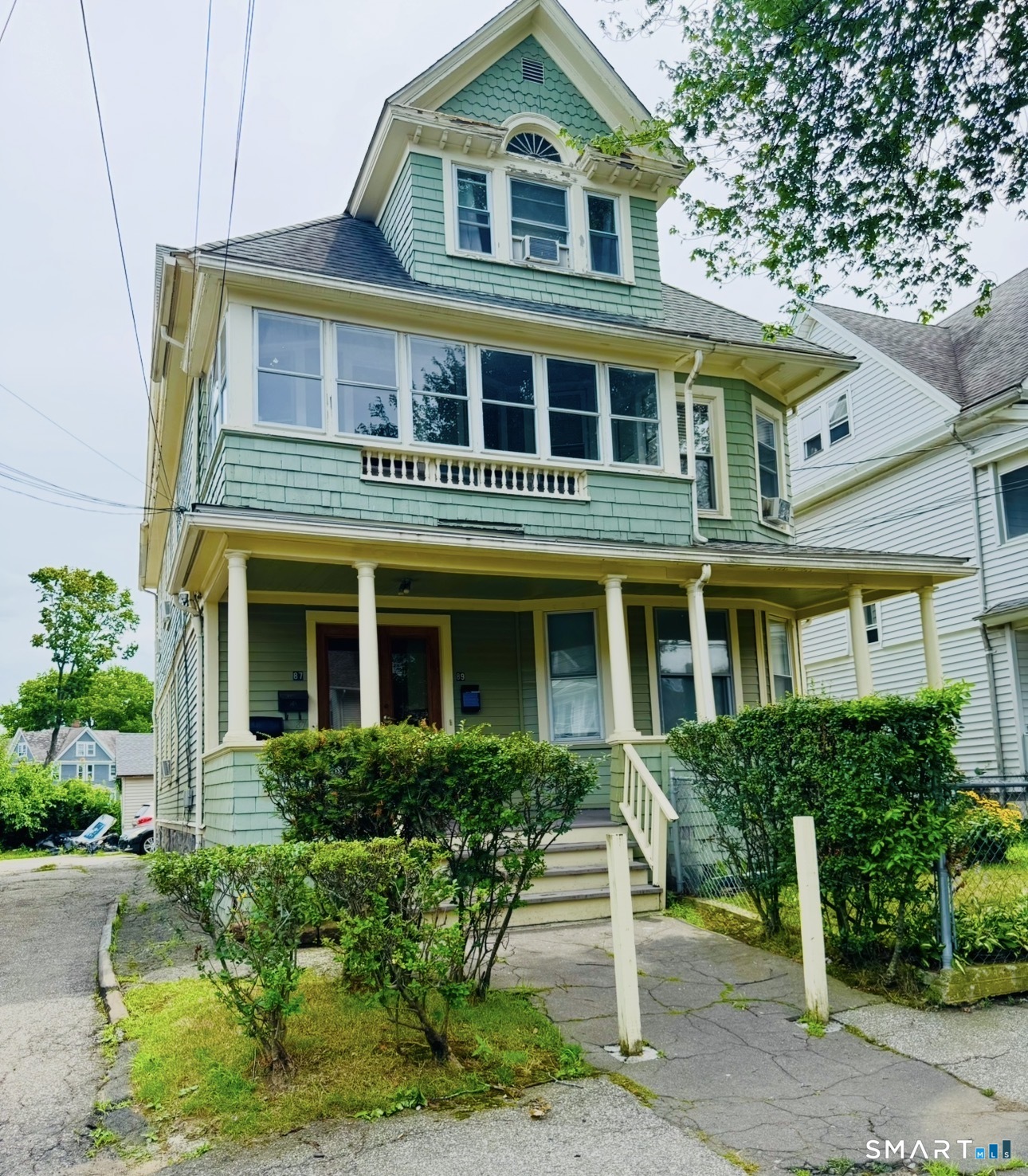 87-89 Elmwood Avenue Bridgeport CT 06605