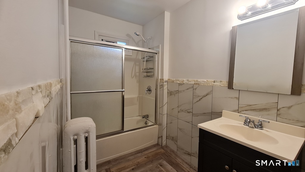 64-66 Ridge Street Manchester CT 06040