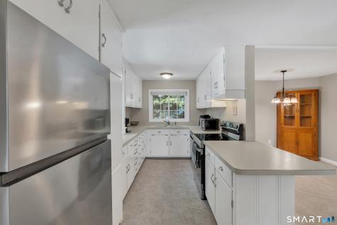 156-158 Bristol Street Southington CT 06489