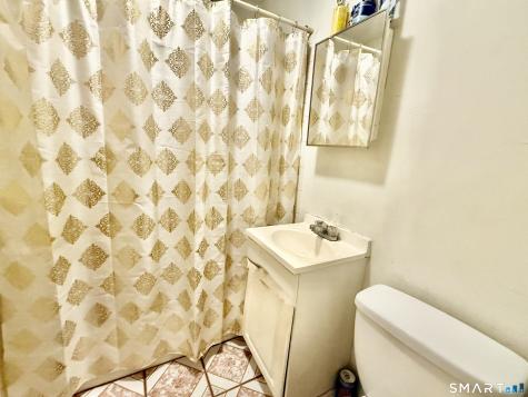 49-55 Dupont Place Bridgeport CT 06610