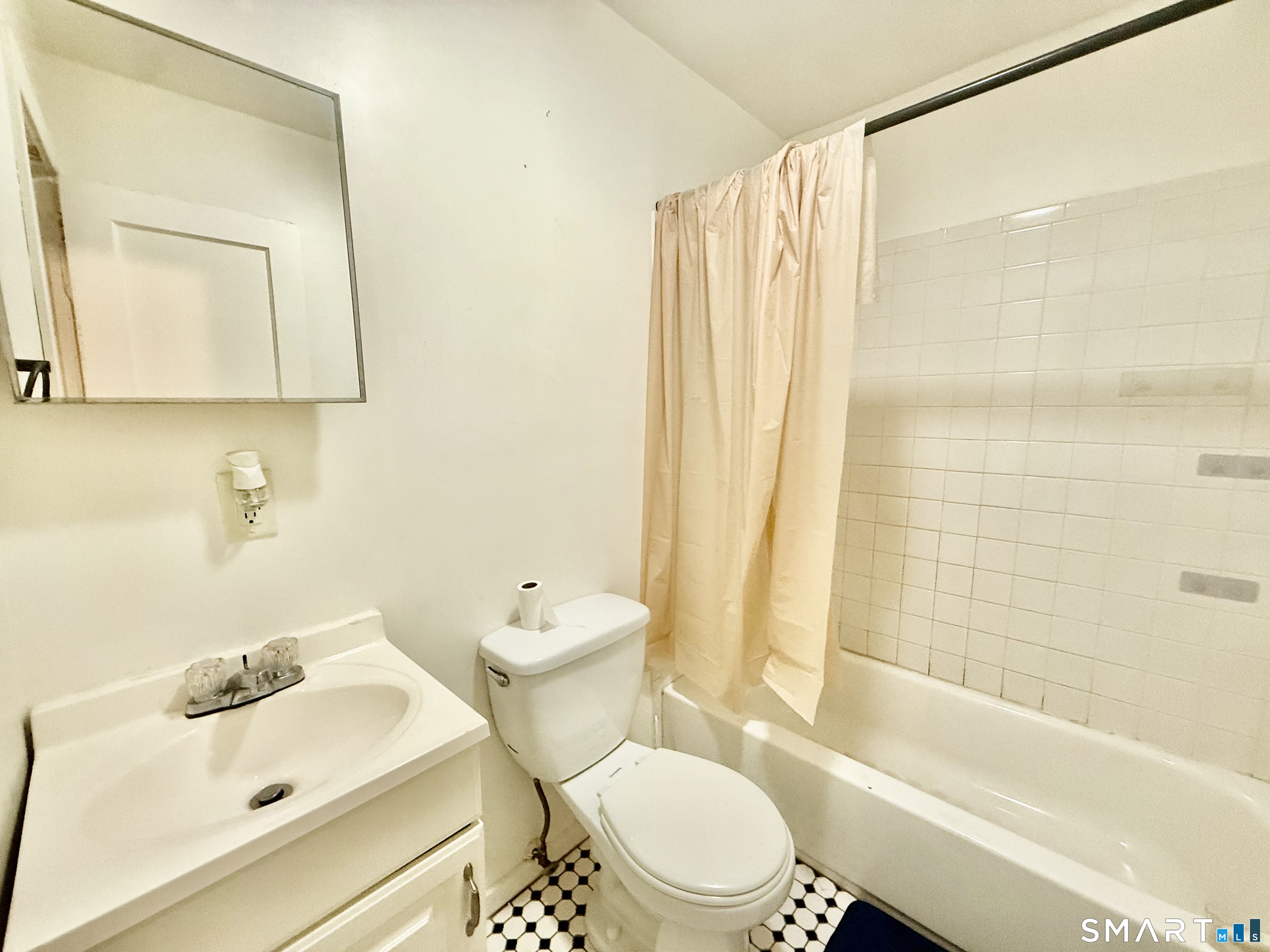 49-55 Dupont Place Bridgeport CT 06610