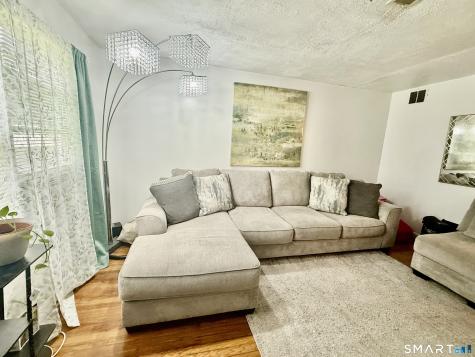 49-55 Dupont Place Bridgeport CT 06610