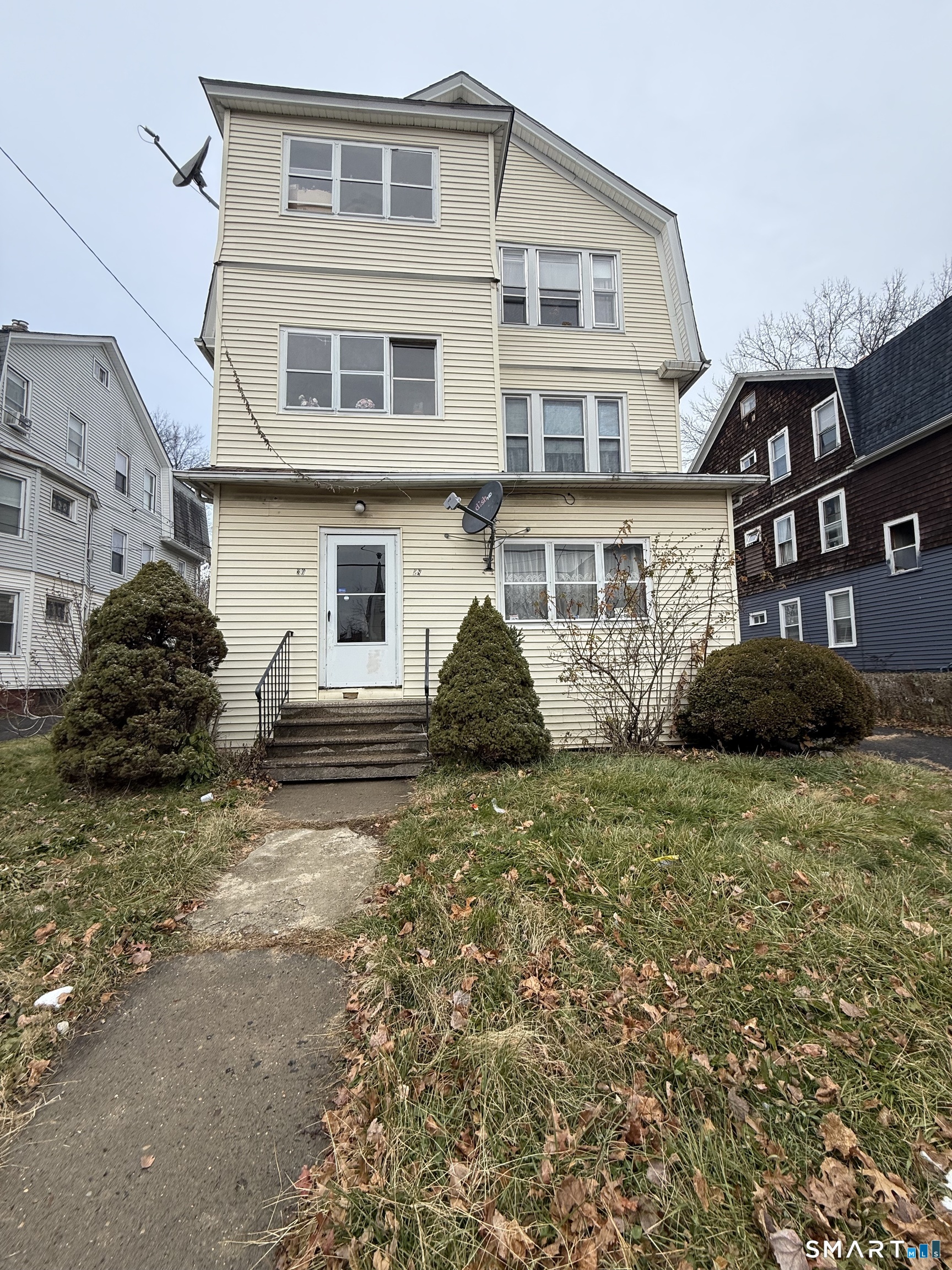 28-30 Kenneth Street Hartford CT 06114
