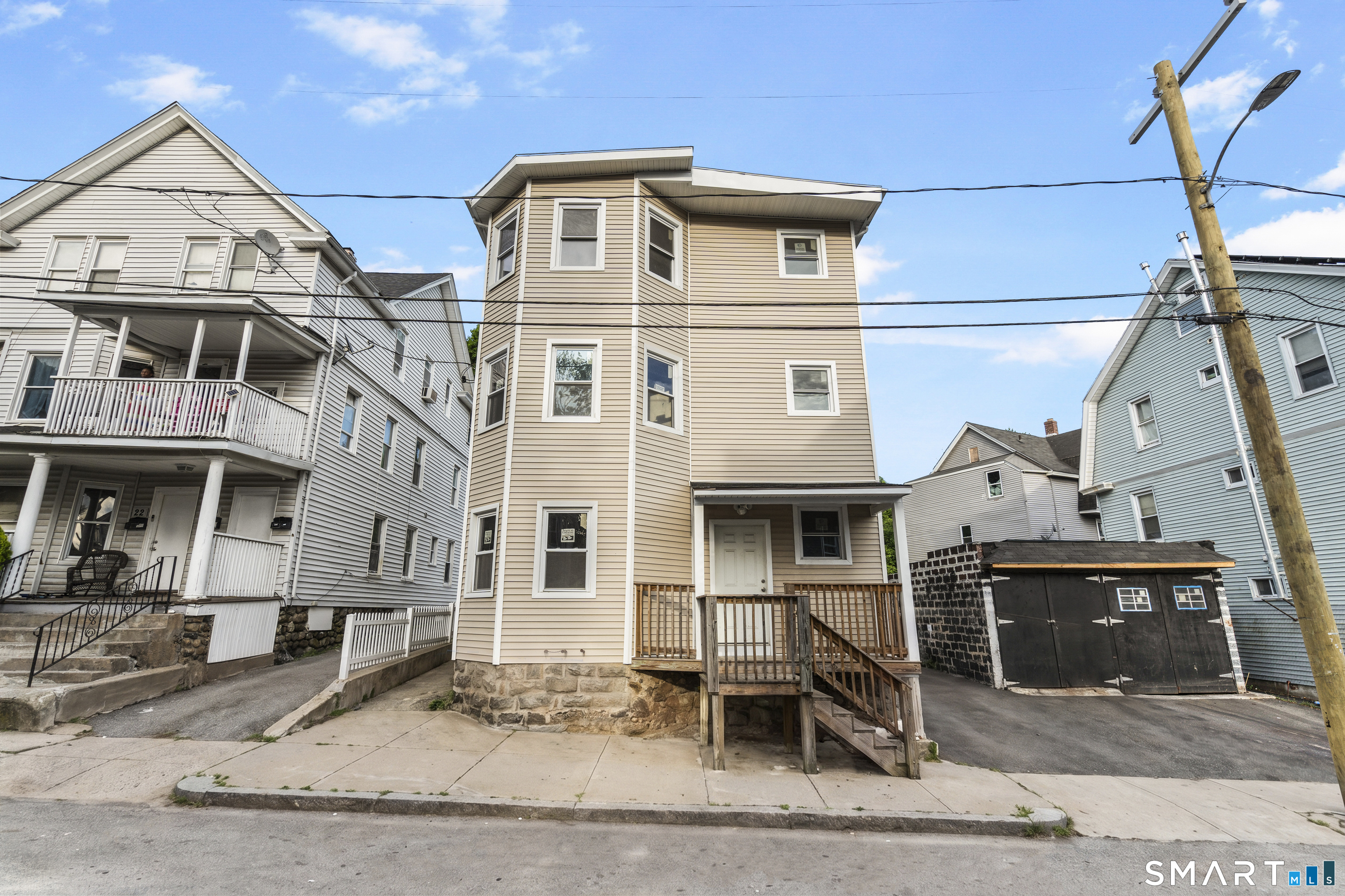 16 Vermont Street Waterbury CT 06704