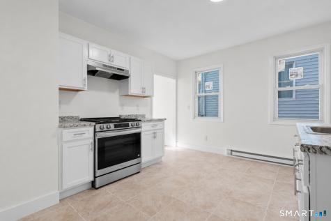 16 Vermont Street Waterbury CT 06704