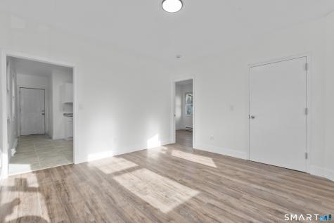 16 Vermont Street Waterbury CT 06704