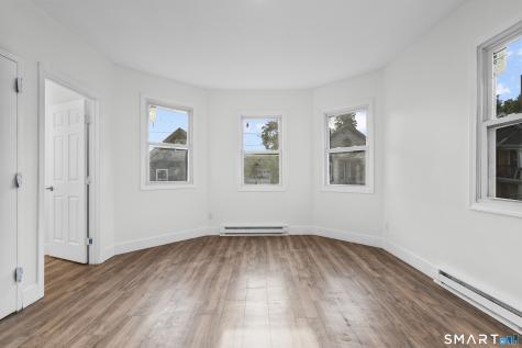 16 Vermont Street Waterbury CT 06704