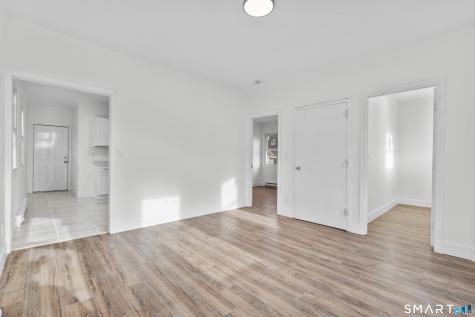 16 Vermont Street Waterbury CT 06704