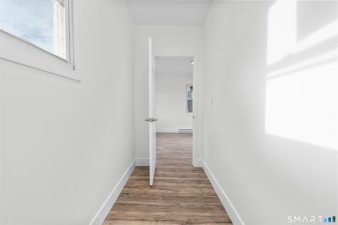 16 Vermont Street Waterbury CT 06704