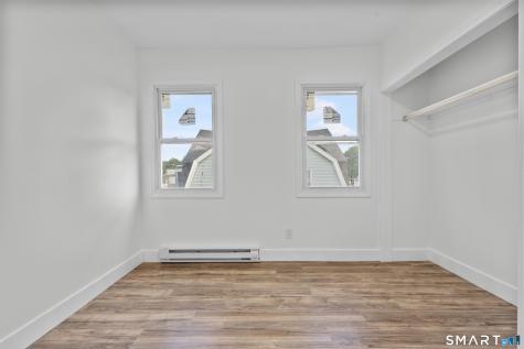 16 Vermont Street Waterbury CT 06704