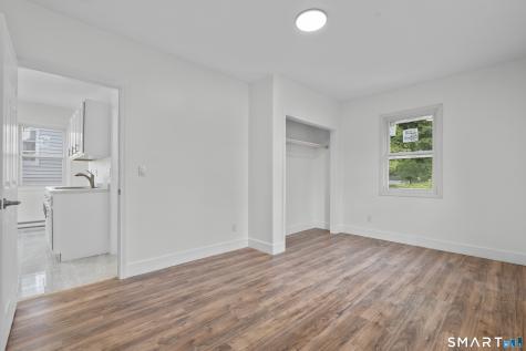 16 Vermont Street Waterbury CT 06704