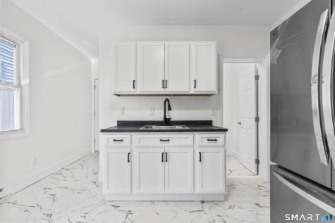 16 Vermont Street Waterbury CT 06704